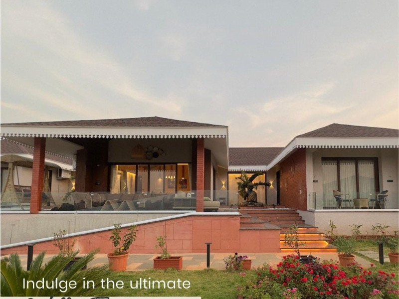 Amrai Sky Villas,a 5 BHK Sky Villa with Infinity pool and Jacuzzi